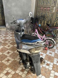 ماكس منغولي • دراجة نظيفة