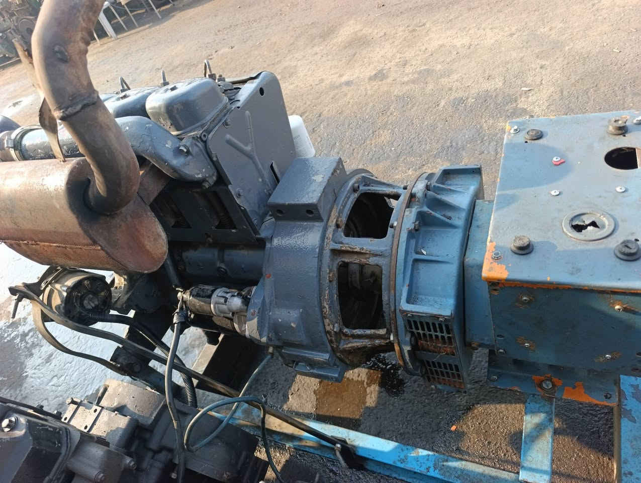 مجموعة دوتس 3سلندر 
محرك دوتس ألماني3 سلندر 
30KV مولدة انكليزية 
جاهزة ع العمل 
تواجد حلب الراموسة 
+963936942998 :لتواصل والسفسار عبر رقم


**إذا كنت صاحب هذا الإعلان وتريد حذفه لأي سبب، رجاءا أرسل رسالة إلى الدعم الفني**
