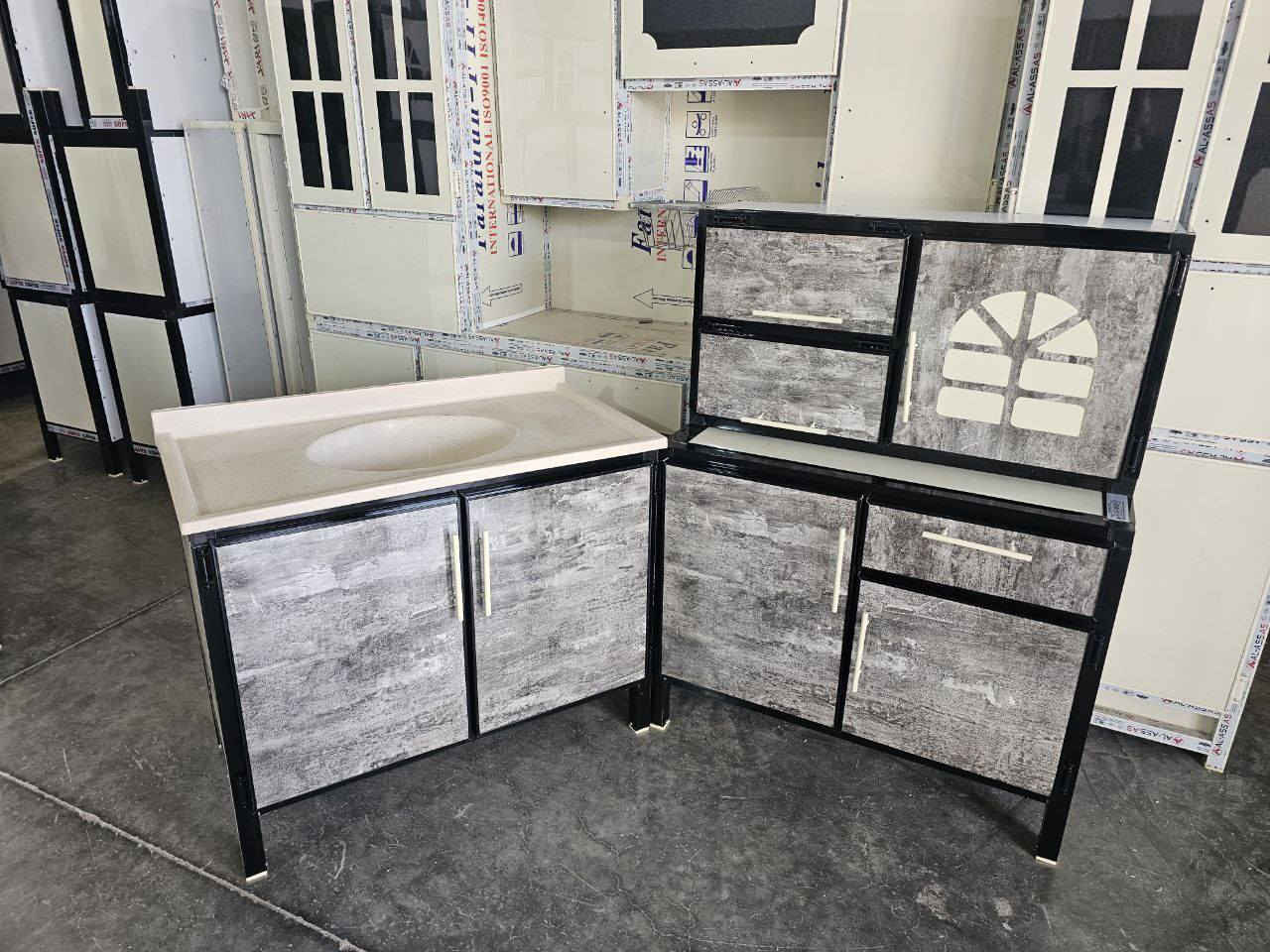 🌹🤗..
كاونتر ارضي وملحق متر    مع  سنك متر  مرمر
💥 (المنيوم سوكي)💥

كاونتر متر وملحق مع سنك متر 
♥️♥️السعر 200 الف
للحجز والاستفسار خاص


**إذا كنت صاحب هذا الإعلان وتريد حذفه لأي سبب، رجاءا أرسل رسالة إلى الدعم الفني**