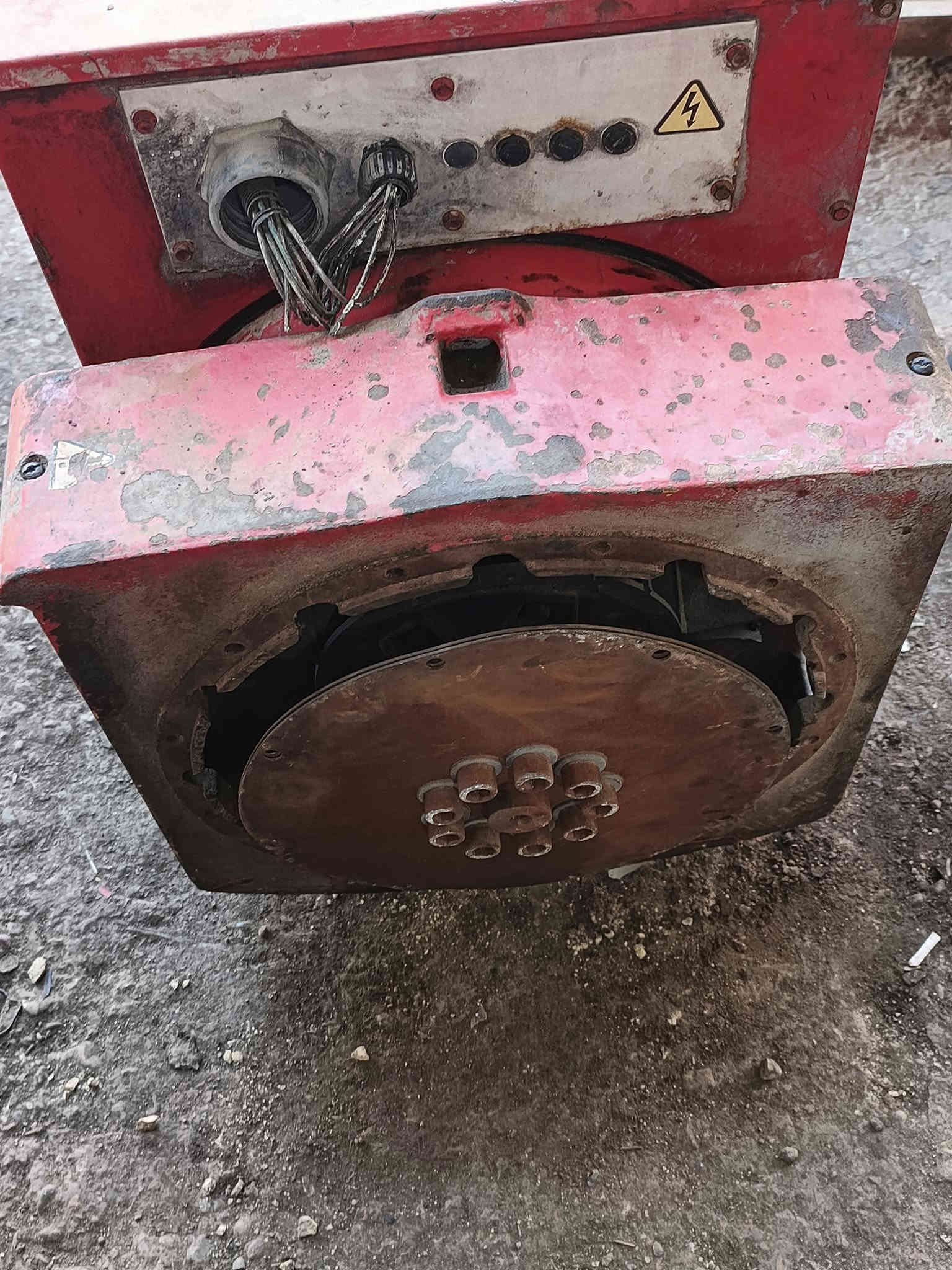 السلام عليكم توليدات للبيع لوري سمر 100KAV  بلادي 
توليد ايطالي 100KAVبلادي 
توليد ستامفورد 50KAV ملفوف ارميجر المخدات فقط شغل شركه كلهن شغالات، محافظة بابل
***********
 ‏‪***********‬‏
