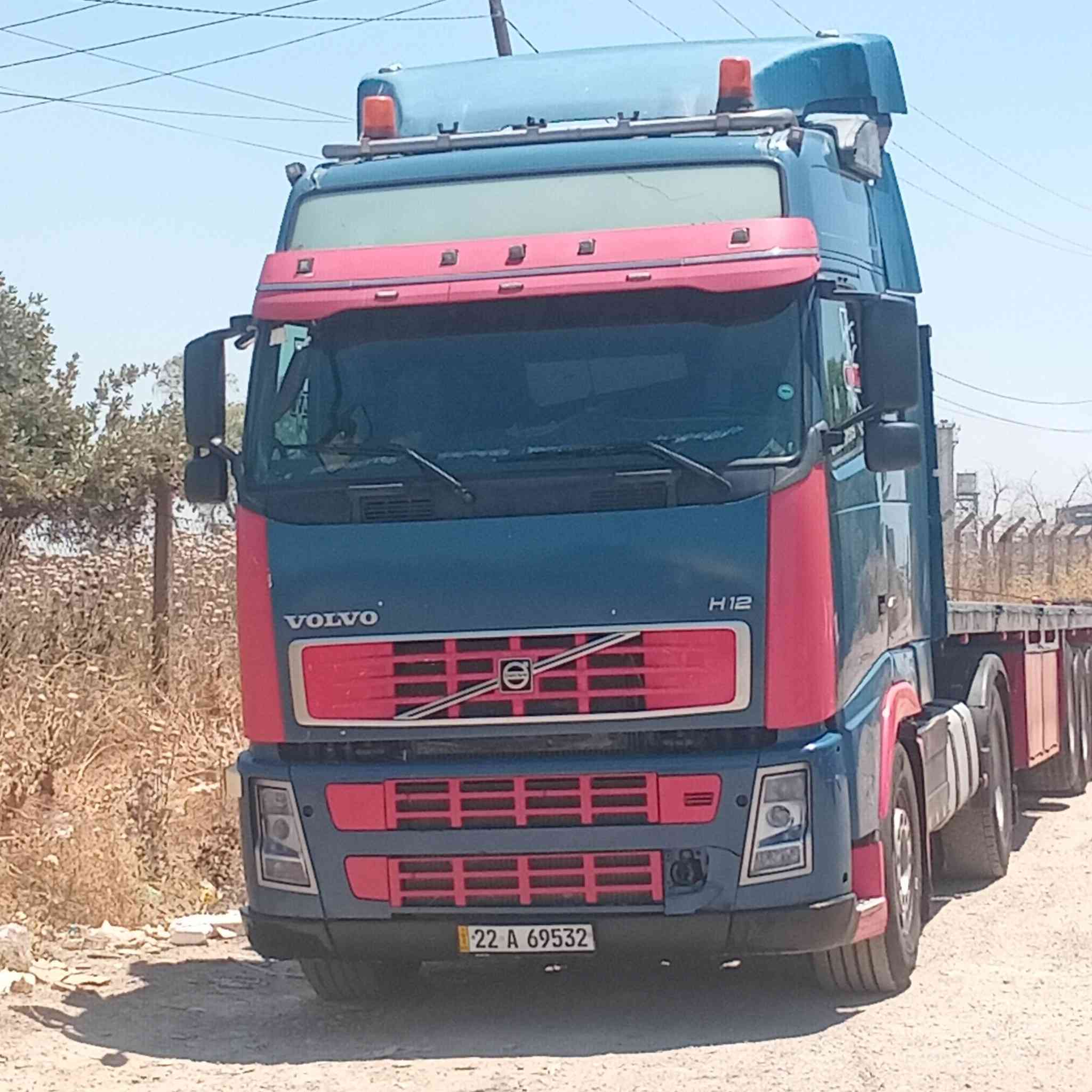 فلفو موديل ٤ رتايدر ثلجه داخلي تخم تاير بدون صبق سنويه ٢٩ سياره فول مجموعه العربانه بيبي دبل تانكي كاز؟ ***********
