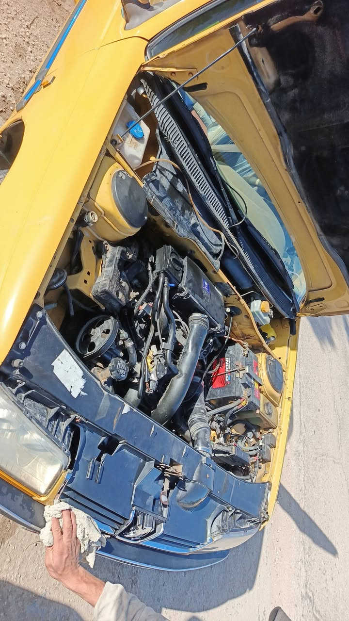 بيجو اكد.   للبيع.     السياره موديل 16 كلشي بيها بلاد.  تخم تاير كهربائيات.  داخل وخارج.    يخبل.   السعرر.  50 وبيها مجال.   
بيها صبغ بكد جف الايد. بالباب الخلف السايق فقط. سياره مال جنيان.   مصفره. بسمي.  مكفوله بكلشي


**إذا كنت صاحب هذا الإعلان وتريد حذفه لأي سبب، رجاءا أرسل رسالة إلى الدعم الفني**