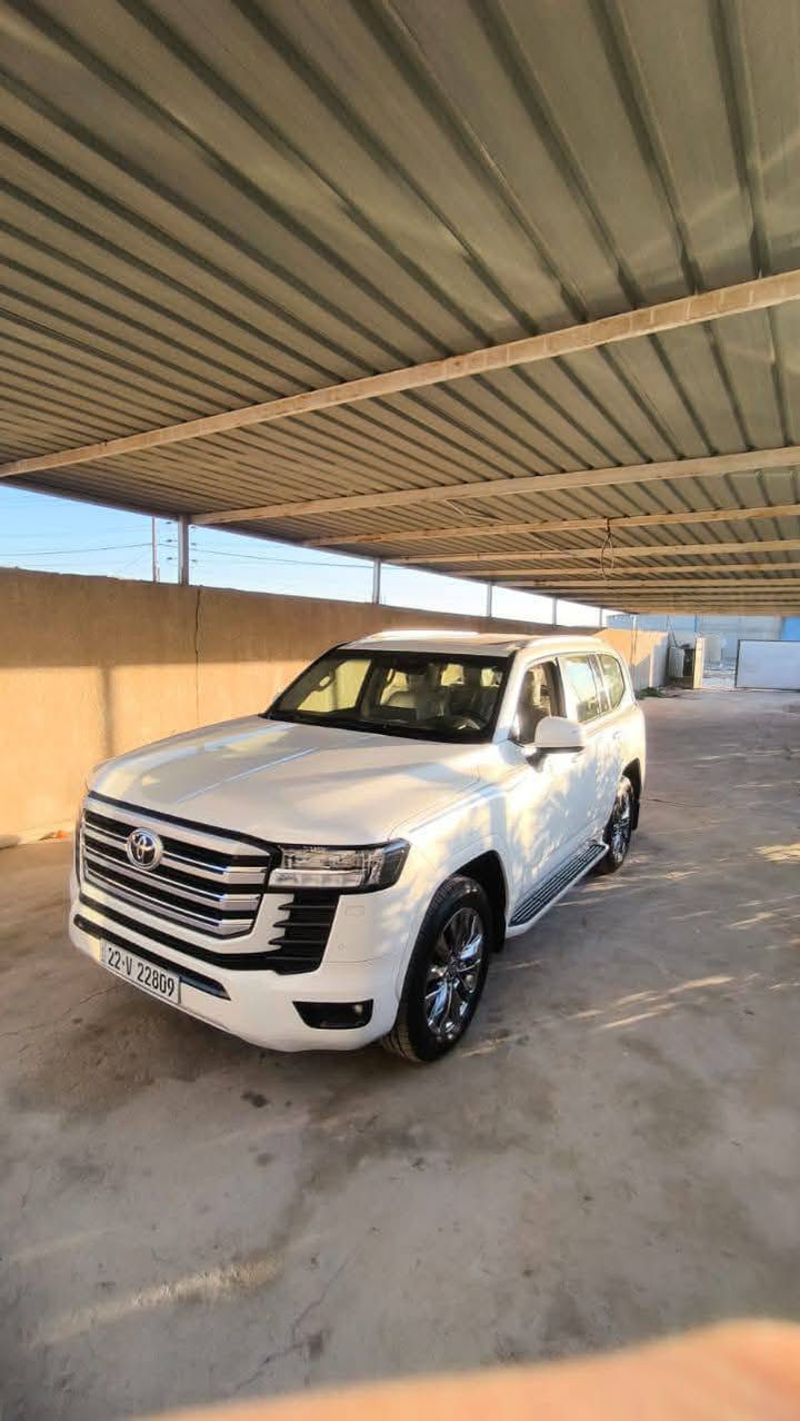 تحيه طيبه احبتي الكرام 
السلام عليكم 

للبيع لاندكروز 2022 ✅

‎ ✅ماشية 60 فقط 

 فول فول مواصفات 

‎

سنويه جديده مكفوله كفاله عامه  من كلشي السياره مكفوله من الرصعه وحته الشخط على وضع الشركه

                  

فول مواصفات

  

‎المواصفات

‎•ابل كار بلي و اندرويد اوتو

‎•فتحة سقف

‎•صندوق كهرباء

‎•7 راكب

‎•شاحن لاسلكي

‎•اوتو هولد

‎•

‎•التحذير من مغادره المسار والمساعده في الحفاظ على المسار

‎السياره دفع رباعي كاملة الحجم.

‎•بريك بصمة

3شاشات  

‎•مراقبة ضغط الاطارات

‎•3 اوضاع للقيادة

‎•مثبت سرعة

‎•ثلاجة

‎•حساسات امامي خلفي

عتبات أبواب أمامية وخلفية مضيئة 

‎•مقاعد كهرباء

‎وبعد السياره بيهة هوايه مواصفات 

‎السياره مكفوله كفاله عامة

محرك 4000 تنفس طبيعي ✅ 

رقم ربيل تحويل مباشر

***********

واتس اب 

مكان سياره بابل الحله
