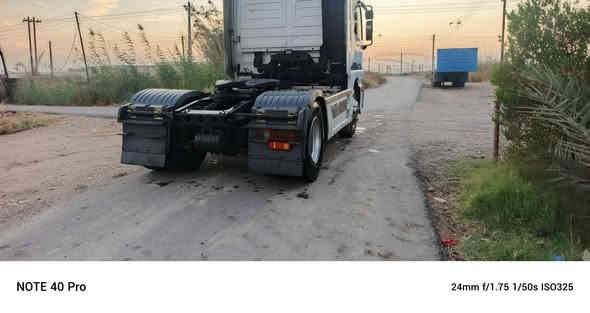 السلام عليكم للبيع اكتروس موديل ٢٠٠٠مكينة 8 دبل تيربو كير 240 رتايدر 5 طكات  رقم انبار تحويل مباشر مربوطة جوانب متحركة المكان بغداد بسماية مشروع الوحدة السعر 230 وبيهة مجال للاستفسار ***********
