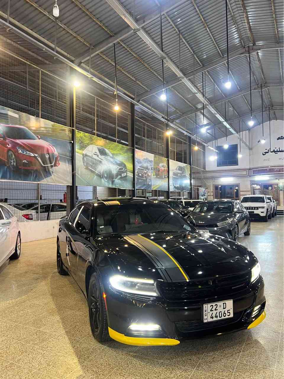 دؤج جارجر ٢٠١٦سيارة كلين 
فول مواسفات 
سيارة بدون سبغ بدون بارد 
بس واحيد شخط صغير بي 
محرك حدادية كلة بشرت 
تبريت كلة بشرت ٤ تيارات جديد 
سيارة رقم سنةوية هزةكلة جديد
سيارة حلوو سيارة جديدة 
بدون سبغ بدون بارد 
گير محرك كلة برشت 
***********عندي واتساب أربيل, العراق
