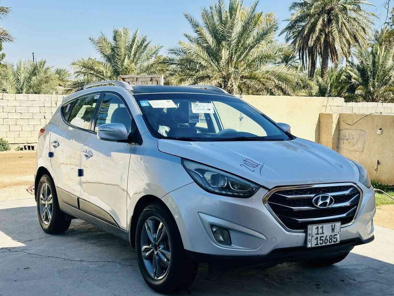 اسلام عليكم توسان 2012 امريكي بيها قطعتين صبغ جاملق و باب بدون دواخل
مكينه و كير كفاله محرك 2400 دوش

نص مواصفات 

شد شاشه 300 دولار 

كشنات جلد 

نضام ايكو ونحدار كروس سرعه 

ماشيه 165 ميل 

شاد منضومه غاز 

سياره جديده ما بيها اي نقص 
السعر المطلوب 122 بيها مجال شراي ***********مكان سياره بغداد
