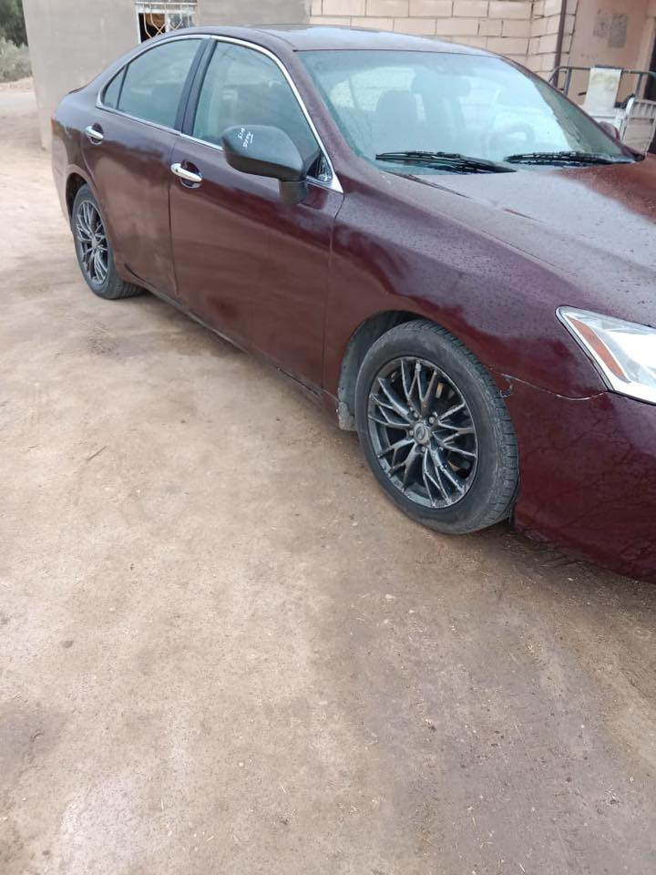 السلام عليكم
لكزز ادوات بدون كصة مرقمة شمالي 
السعر ٢٣ وبيهه مجال حك جيتك بس مكانهه 
 ناصرية  ***********
