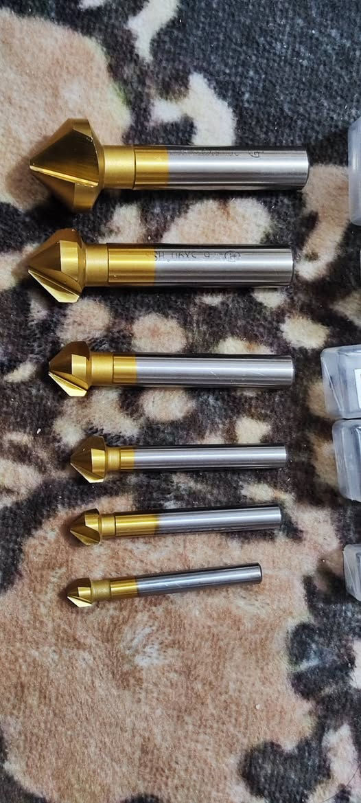 براين بهذا الشكل ودرنفيس4 قطع السعر 15 الف


**إذا كنت صاحب هذا الإعلان وتريد حذفه لأي سبب، رجاءا أرسل رسالة إلى الدعم الفني**