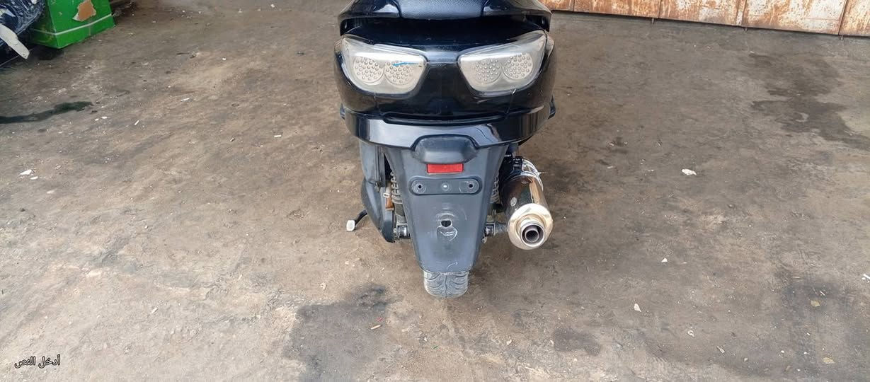 فورزه09 لون اسود • 7 گير
• سبورت – عادي – أوتوماتيك (الشغالات كلهن شغّالات بدون لف ودوران)

• تدفئة يدات

• ستاند صفح

• إشارات LED

• بصمة + سويج طوارئ

• المكينة بلاد ما مفتوحة ومكفوله

• الدهن أصلي أمزويل ومومتل

• بانزين محسن 

• الاستخدام نظيف والما يعرفها يخسر

💰 السعر:  12 ورقه

(بيها مجال بسيط للجاد، لا للفضوليين ولا للـ “آخرها شكد”)

📍 المكان: ذي قار 

 ***********🟩

الما يلحق عليها، يگول يا ليت 😌

واللي يريد فورزا مرتّبة جاهزة يمشي بيها، هاي فرصته.
