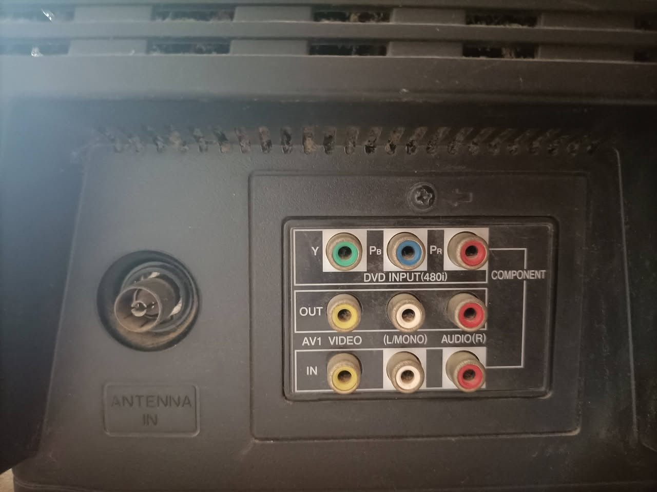 تلفاز LG للبيع نظيف,مستعمل في حالة ممتازة الصورة فيه واضحة صوت قوي وصافي
📌التوصيل متوفر مع world express 🚚


**إذا كنت صاحب هذا الإعلان وتريد حذفه لأي سبب، رجاءا أرسل رسالة إلى الدعم الفني**