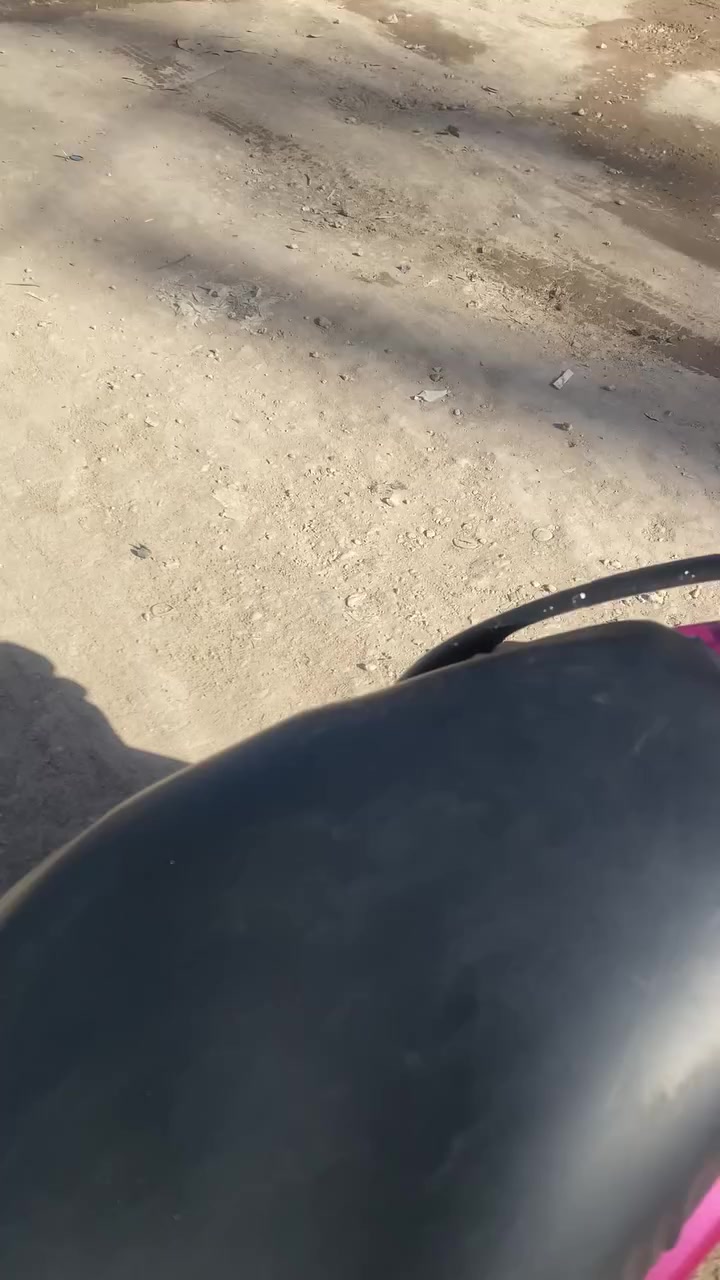 منغولي للبيع كلشي شغال سلف هندر كلوبات اماميه خلفيه اشاير كشافات هورن عداد سرعه وعداد بانزين بريكات برغي نقص مابيها مكينه خرسه صوتها بالفديو موجود شرعه ومعدل 100 ملاحات كدامك هيه تسولف السعر 450 مكاني حله نادر الاولى ***********
