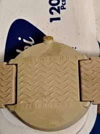 تيسو سيديرال • علبة فايبرجلاس • فطر بسيط