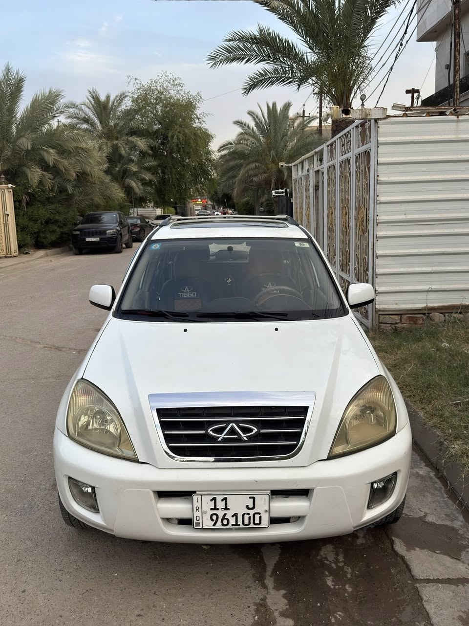 السلام عليكم
تيكو موديل 11 محرك 2000 كير ميكانيك ماشيه 129 خاليه من الضربه والصبغ 
 
رقم انكليزي جديد 
سنويه جديده 
هزه جديده
 
سياره بيه فتحه وشادله كامره وشاشه وتبريده شغال وجاهزه سياره وحلوه 
سعره 58 وبيه مجال للشراي مكاني بغداد غزاليه  ***********

