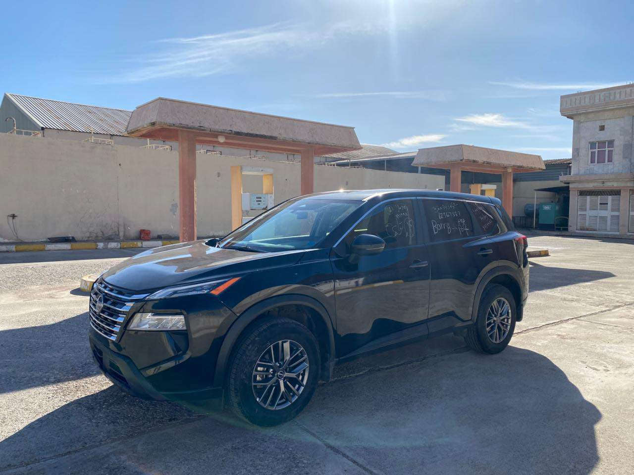 نيسان روج 2025. S. AWD 
بونيد. باب صبخ بدون دواخل ارباك سيستم 
سعررر 128$. 
***********واتس اب Petaling, WLY
