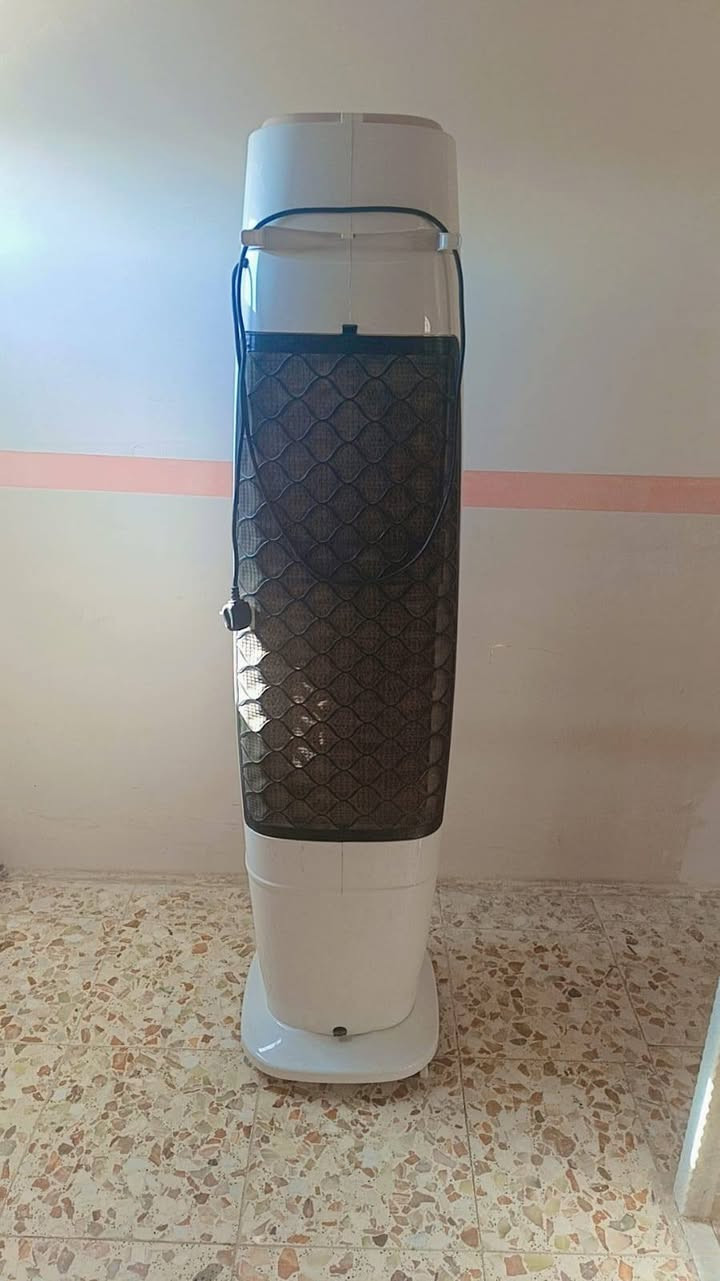 مبرده نضام سبلت 3 سرع توزيع هواء يمنه ويسره وفوق وتحت كلش زينه ودفعها قوي استعمال قليل جدا 200 قفل مكاني كونه ***********

