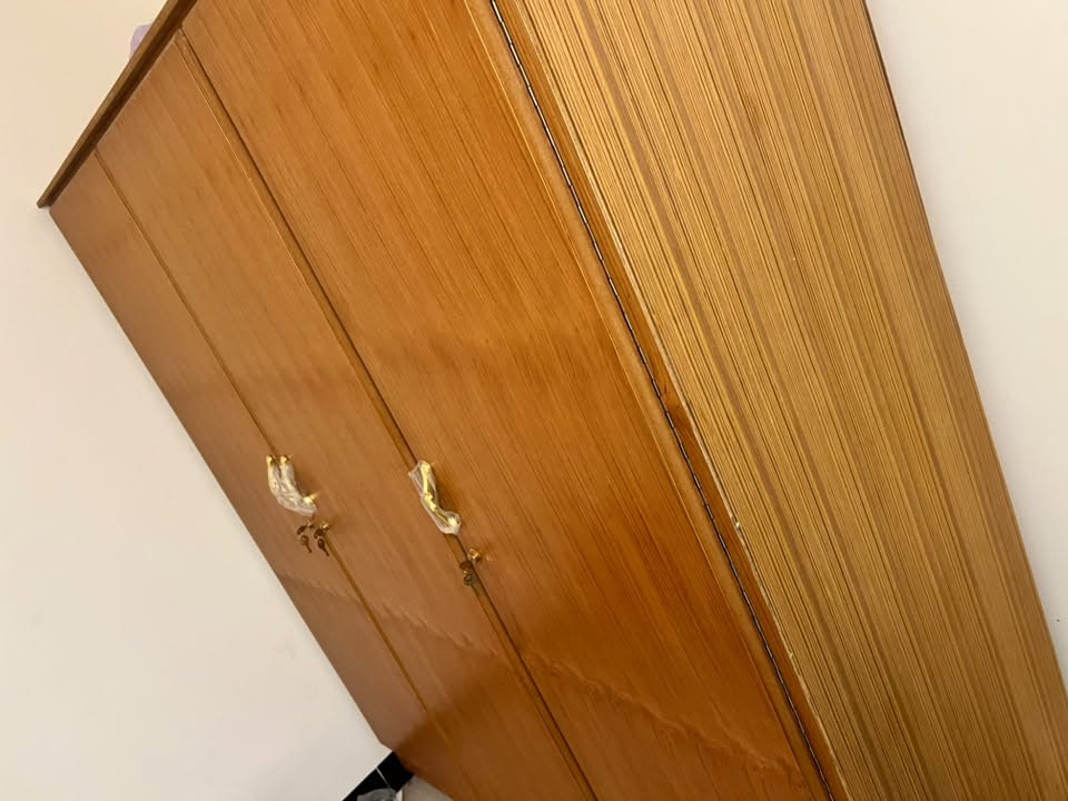 كنتور ٣ ابواب جديد ممستخدم السعر ٣٠٠)***********
