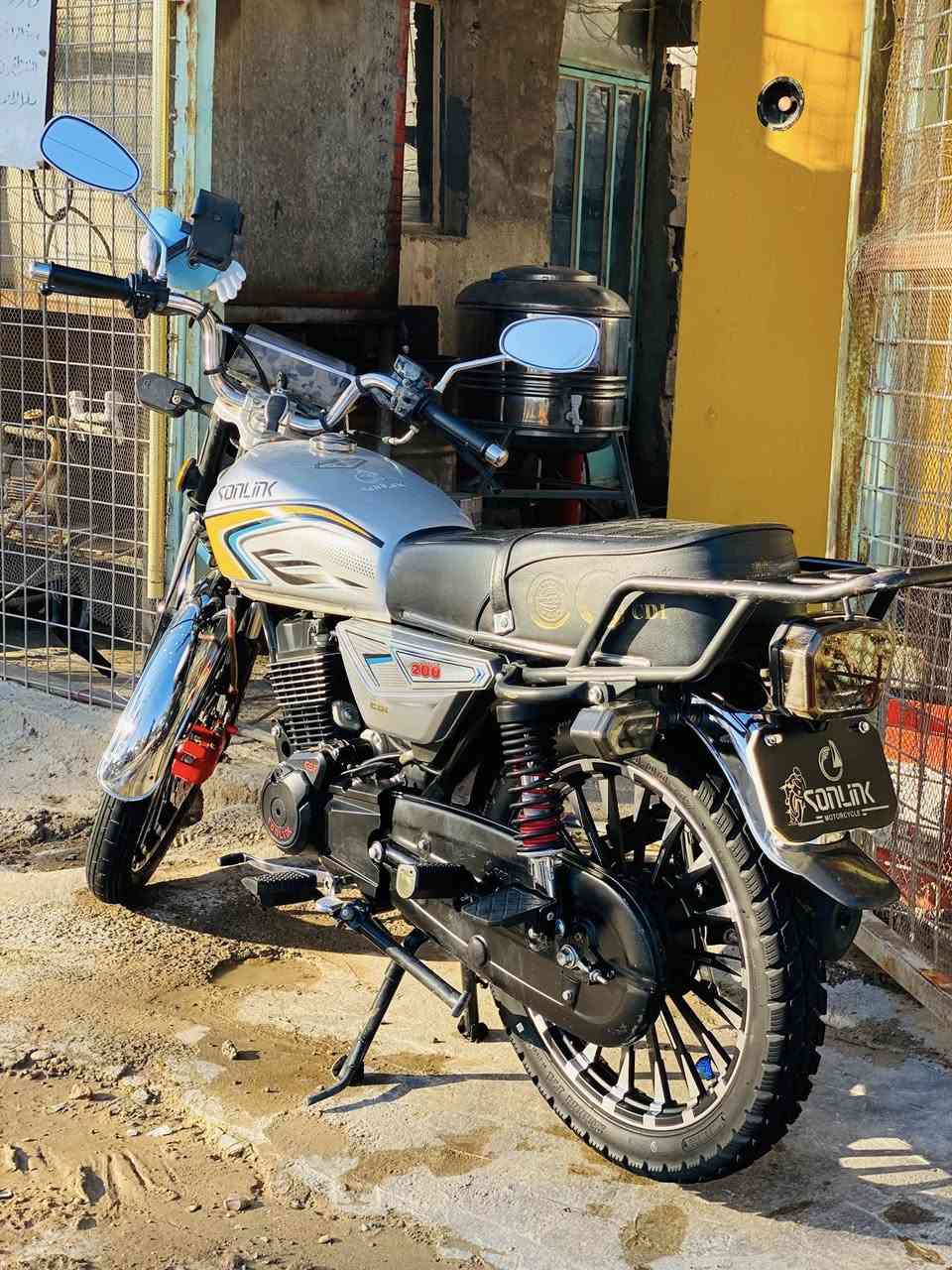 السلام عليكم يراني موديل 2025 ضاغطه وزنجيل كلشي شغال بيه مابيه نقص تشغيل عن بعد وسويج سعر 875 وبيه مجال وسئلو زيرو بيش بكاني الحسينيه راشديه رقمي ***********
