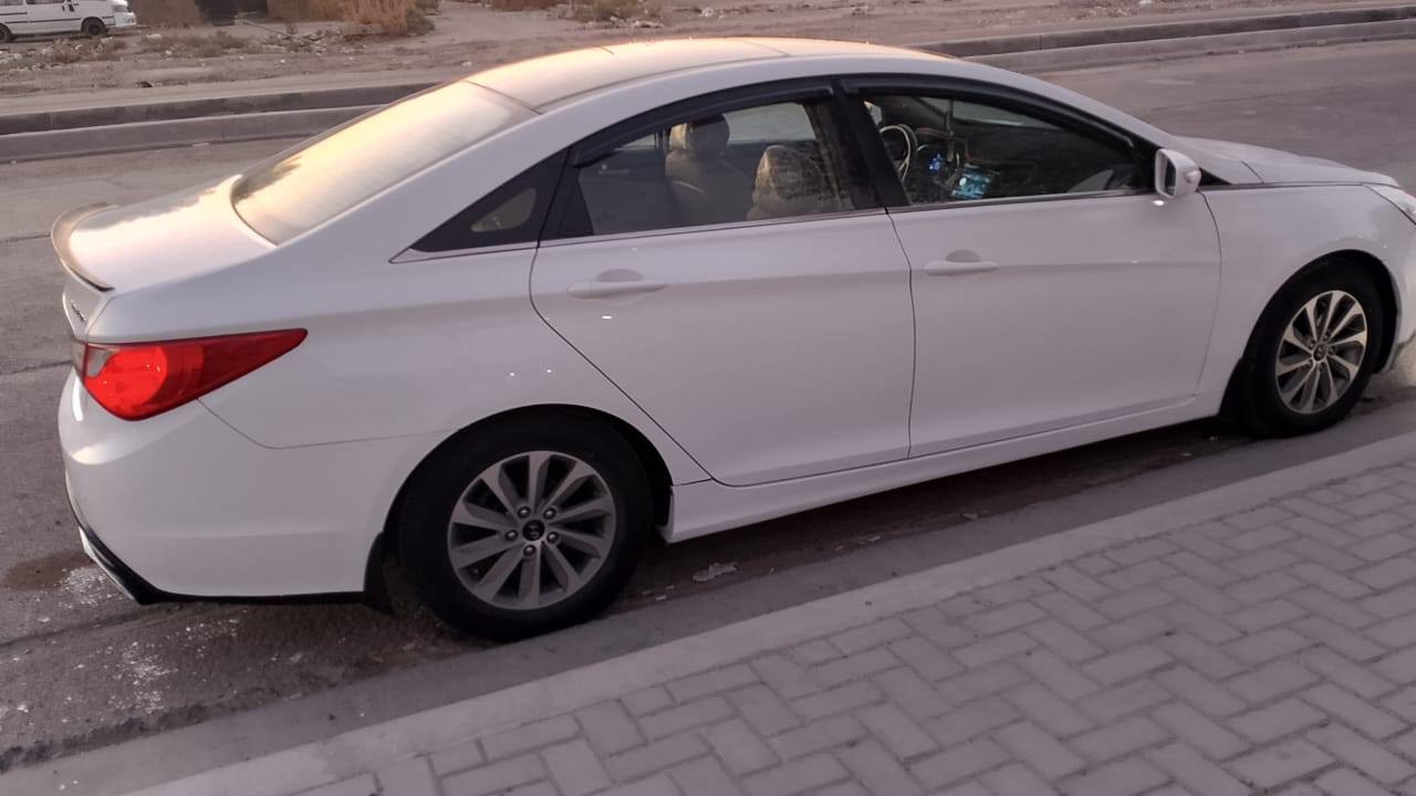 سلام عليكم سوناتا خليجي موديل 11فول مواصفات بيها باب تبديل وجاملغ صبغ بدون دواخل نظيفه جدا باسمي السعر 125 مكاني بغداد للاستفسار ***********
