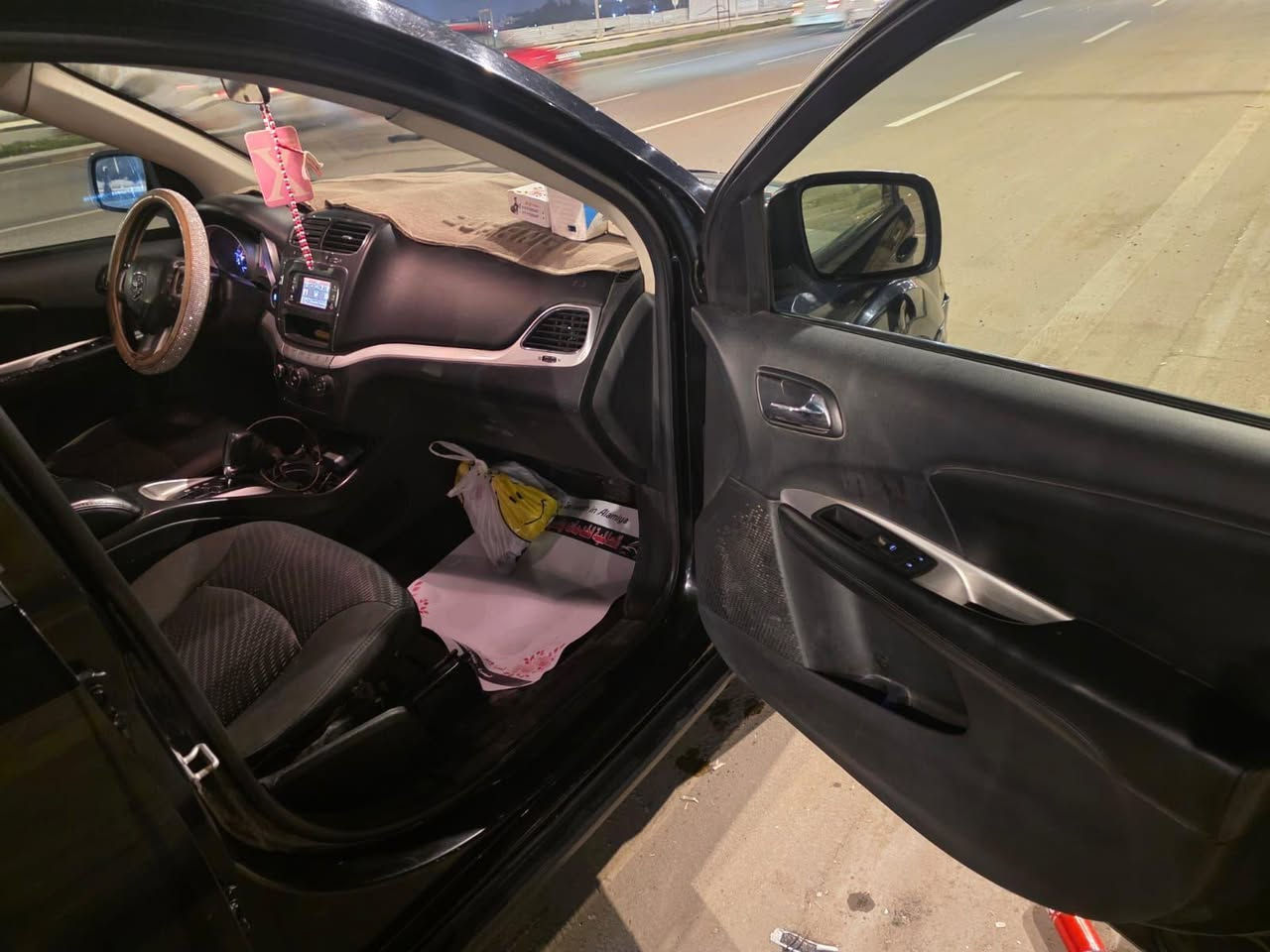 جورني مديل 2018 وارد امريكي سياره باسمنه وتحويل ثاني يوم بصره ضربه جاملغ  الامامي وشوي من البك لايت الخلفي سياره 7 راكب وتبريد 3 قطع مكينه وكير وتبريد وتدفئه وتاير وحداديه وباتري كفاله جاهزه سياره السعر 135 رقم تلفون  *********** البصرة, العراق
