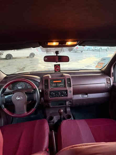 نفاره -٢٠٠٩-رقم اربيل -رقم سنويه جديد -محرك جديد 
تبديل شريكة -بدون حادث فقط نص باب مرشوش 
***********
