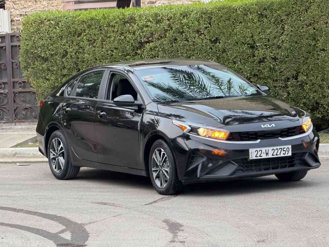 فورتي2024 وارد امريكي
حادثه موضح بصوره 
 كير ومحرك مكفولات

ماشيه 44 ميل

سياره جديده بمعنى الكلمه 
ما بيه اي نقص تبريد ثلج
حجر صالنصه بلادي 
ولا كلوب مشتغل بل دشبول 
ترايه زيرو 

مكاني بغداد المنصور 

السعر 145وبي مجال 
بصيط
رقمي ***********
