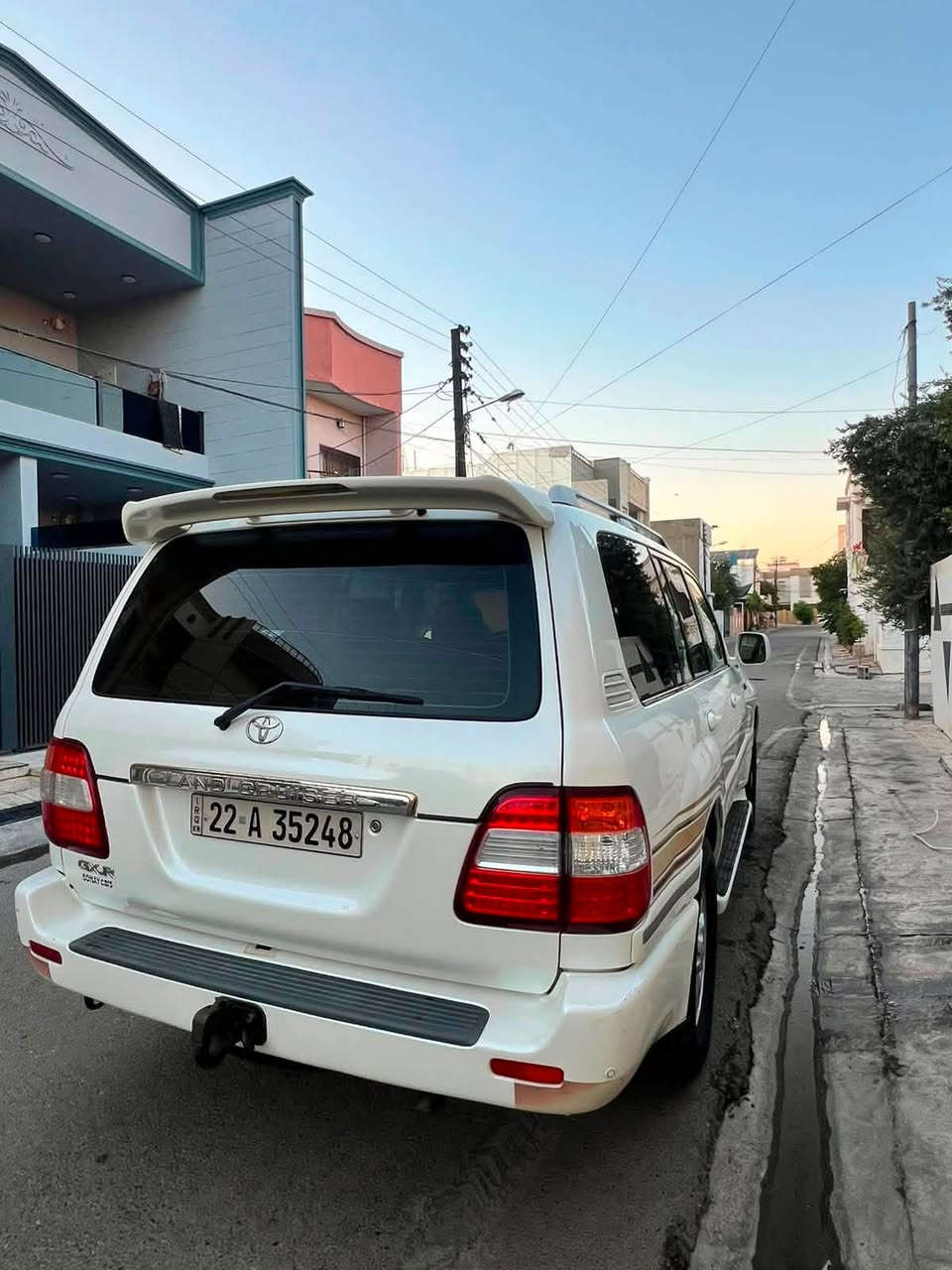 السلام عليكم
مونيكا gxr2006 فوول فتحه سقف 

كير اوتوماتيك+لو كير 

فور ويل

بانزين

اللون ابيض صدفي

شاشة اندرويد كبيره

كاميرا اماميه وخلفيه

منظومة زينون ابيض

دبل تانكي بانزين

كشنات قماش

دوشمه جديده

فتحة سقف

7راكب

رقم اربيل شرط تحويل وغرامه 

سياره بدون صبغ بدون اي شي 

المكان كركوك  سعر 180

للأستفسار اكثر ***********
