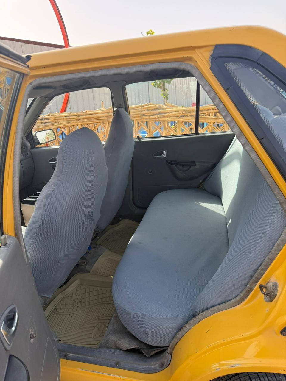 سلام عليكم سايبه لبيع موديل 2012السعر 26ورقه بيه مجال حك الجيه عنوان كربلاء رقم التلفون ***********
