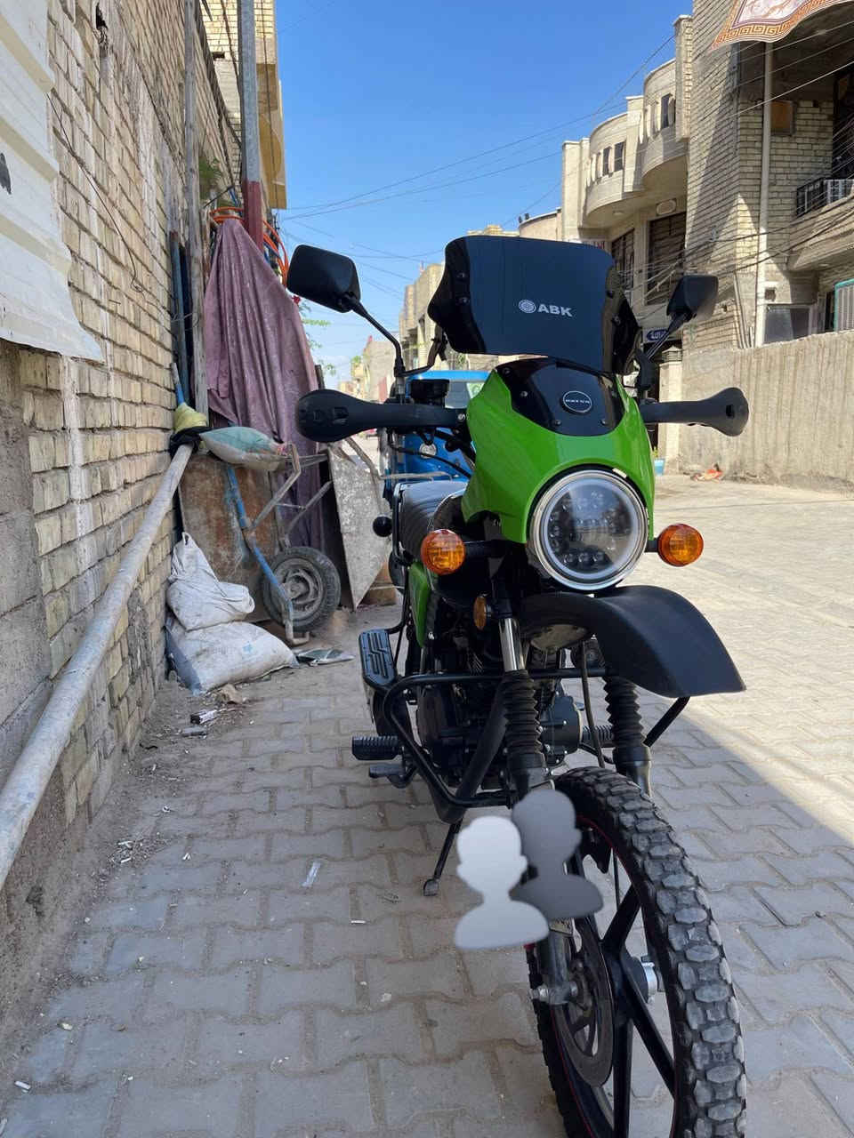 مكلف بالنشر 🤍

السلام عليكم.
دراجه. دايوان 
نوع (جبلي)
رقم اربيل 
لون اسود+أخضر 
موديل 2025 شهر ال11
دراجه جديده  ما ماشيه هواي  مكفوله من الضربه 
تجي تأخذها حالها حال الشركه مثل ما هوا موضح بالصور 
 
السعر 2700 
مليونين و700 بيها مجال بسيط

رقم صاحب الدراجه 

***********
