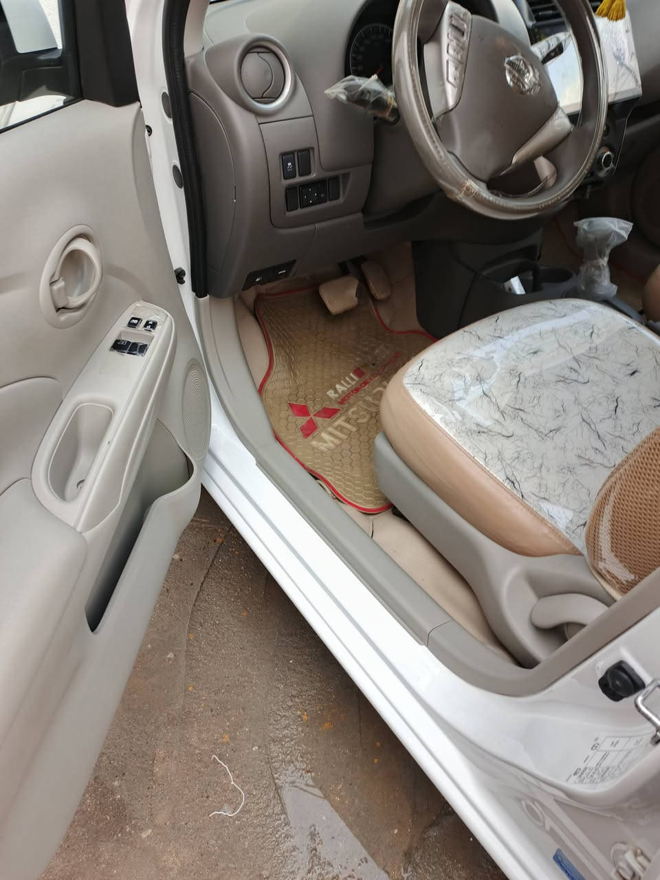 سني هندي أم البليته الزركه موديل 2025 كفاله عامه رقم اربيل ماشيه 15 ألف سعر 126 مكان ميسان ***********
