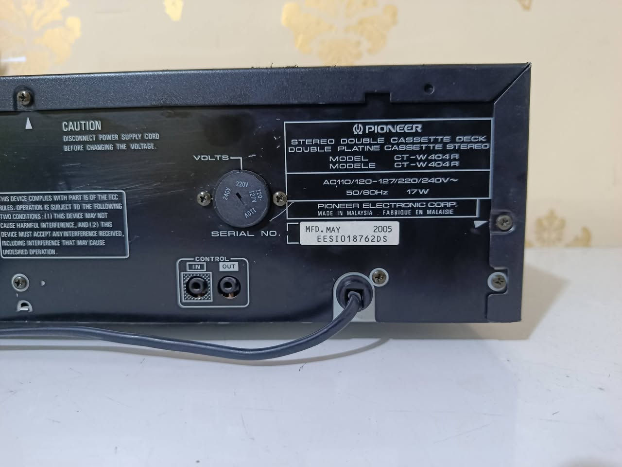 السلام عليكم
دك مسجل دبل كاسيت Pioneer نضيف جدا
(موديل CT-W404R)
كله شغال حجم لارج  
كهرباء 220 بلادي 
سعر 75


**إذا كنت صاحب هذا الإعلان وتريد حذفه لأي سبب، رجاءا أرسل رسالة إلى الدعم الفني**