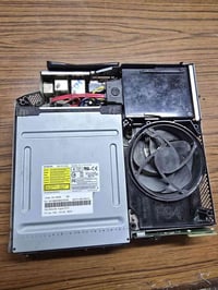 متاح xbox360 ماعرف يشتغل ام عاطل ابيع فحم ٣٥ الف 07717778097
