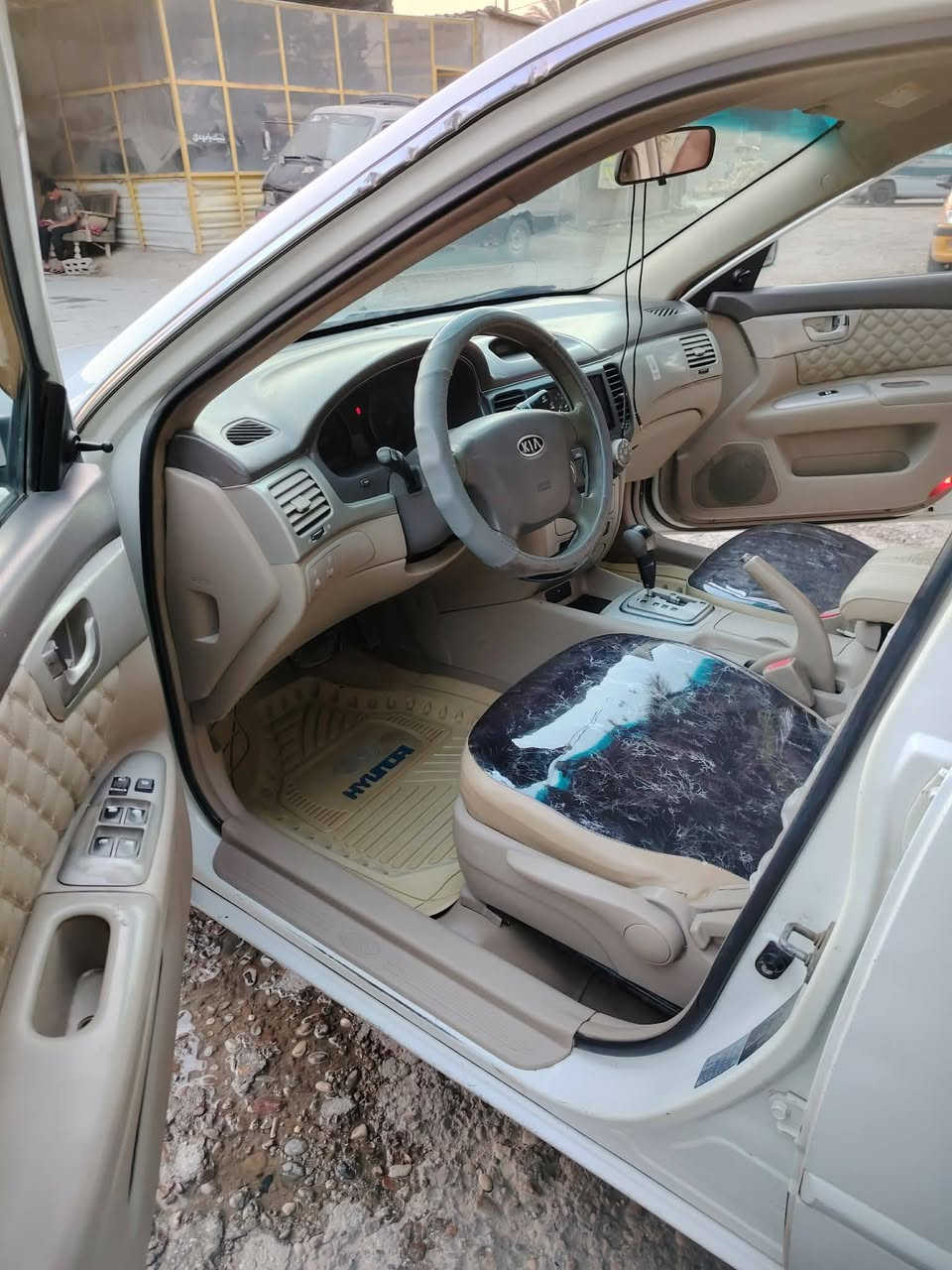 سلام عليكم اوكتيما خليجي رقم اربيل وكاله بسمي موديل 9الون ابيض وسونارها موجودالتصال على الهاتف ***********
