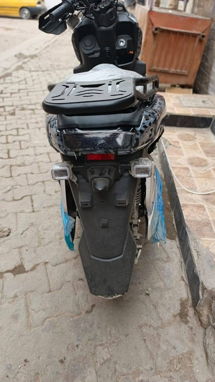 دراجه شحن اباجي موديل 2025
السعر 900الف مكاني بغداد 
ااخت الجديدة موديل 2025 كامل المواصفات. لون سمنتي مرقط.. بصمه 2... سويجات 2.. منبه سرقه 
لايت زنون عالي و ناصي ..دبل اشاره.. 3سرعات.. شاحن يوسبي..  بطاريه حجم كبير
ملف2500


**إذا كنت صاحب هذا الإعلان وتريد حذفه لأي سبب، رجاءا أرسل رسالة إلى الدعم الفني**