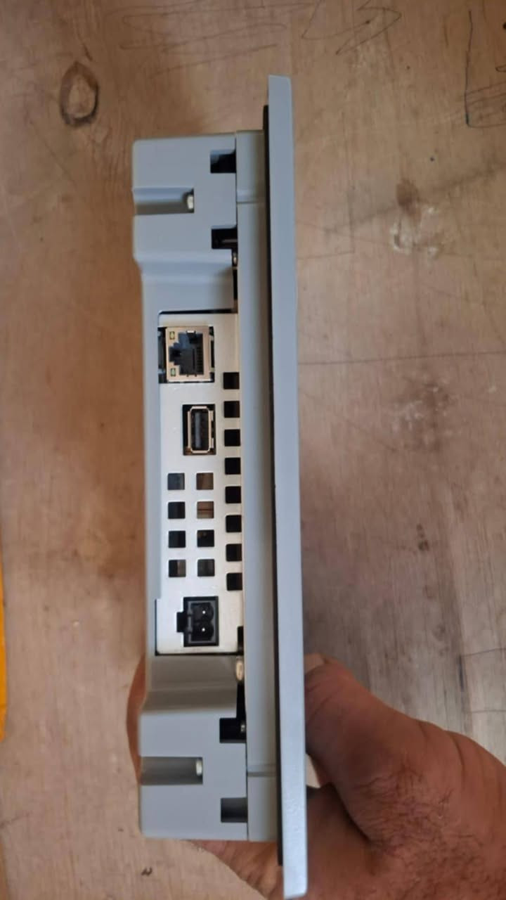 شاشه  حط سعر  وبل عافيه


**إذا كنت صاحب هذا الإعلان وتريد حذفه لأي سبب، رجاءا أرسل رسالة إلى الدعم الفني**