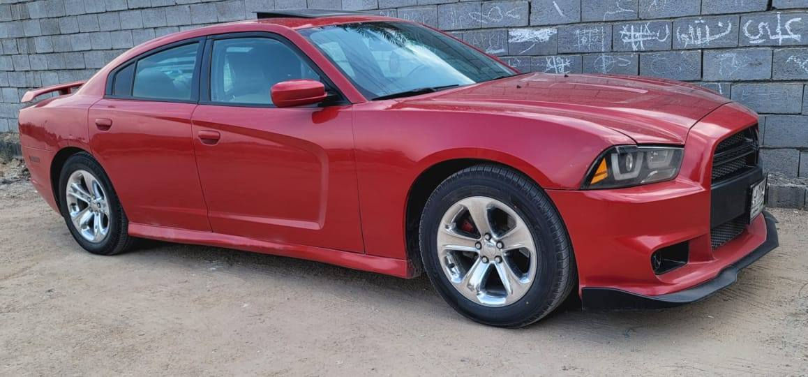 جارجر للبيع 2012خليجي فول مواصفات تشغيل عن بعد شاشه كبيره كير ماوس دواخل عسلي السياره ب اسمي حادث السياره بل تكمه الا أماميه صفحت الصدر  السعر 150 هاتف***********
