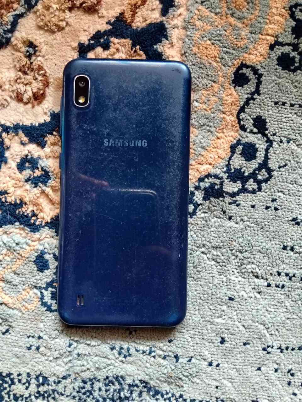 مستعمل)( جهاز للبيع A10 سامسونج مع الشاحنه السعر50)(جهاز نظافه 100%)( الاستفسار اكثر
 اتصال على الرقم ***********
