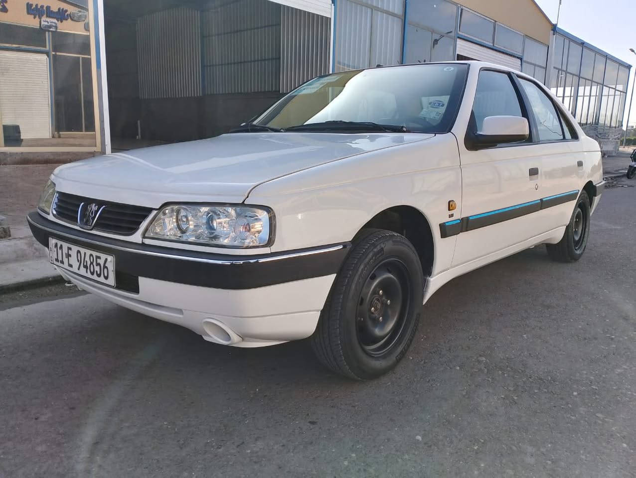 السلام عليكم للبيع بيجو لميس 2013 كير ومكينه بلاديات السياره لا ضربه ولا صبغ ولا تبدين باسمي ابيع شرط التحويل المكان بغداد حي القاهره السعر 45 وبيها مجال ماشيه 161

‭0770 023 4375‬
مكلف بلنشر
