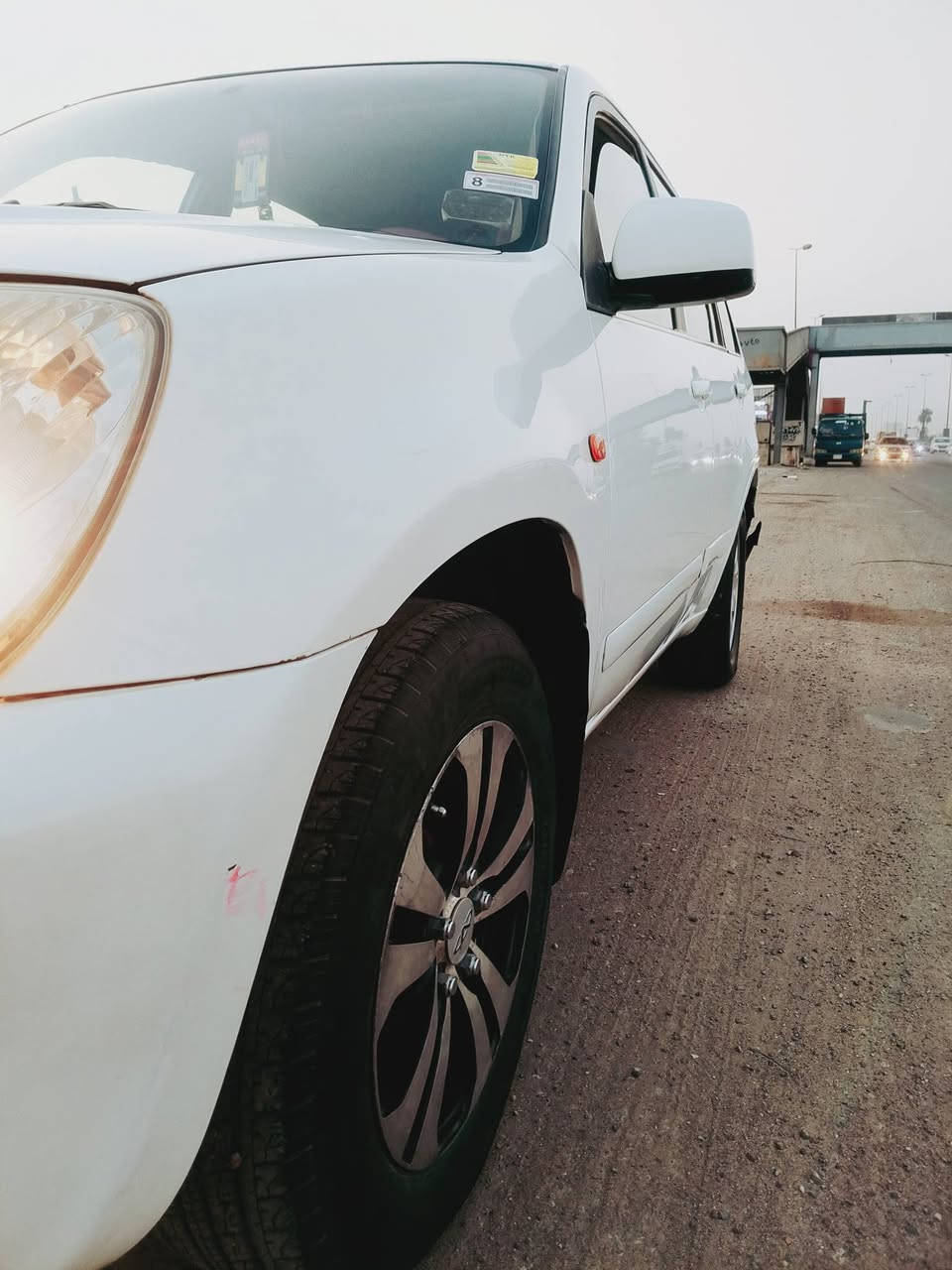 .السلام عليكم
للبيع تيكو ميكانيك . موديل ٢٠١٢ . رقم بغداد انكليزي الجديد سنويه جديدة . كير ومكينة مكفولات بلاديات . مكفولة من الحادث بيها صبغ مكانات جماليه  . تبريد شغال . صدر جديد . شاشة أندرويد . كهربائيات شغالة . تخم تاير 
بالعافيه على الياخذها . السعر ٥٥$ ورقة وبيها مجال 
العنوان بغداد الجديدة 
***********
