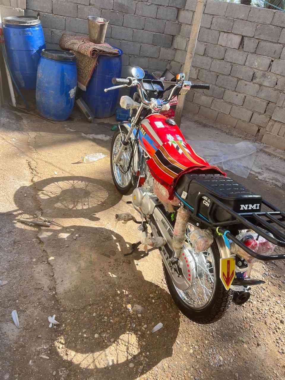 سلام عليكم دراجه للبيع 
نامه مديل 25 ما صارله هواي من طالعه من وكيل 
دراجه ماشيه 5000 دراجه بعده زيرو اوراق مكان بابل محاويل سعر 700 وبيه مجال استفسار مراسلات الصفحه متواجد


**إذا كنت صاحب هذا الإعلان وتريد حذفه لأي سبب، رجاءا أرسل رسالة إلى الدعم الفني**