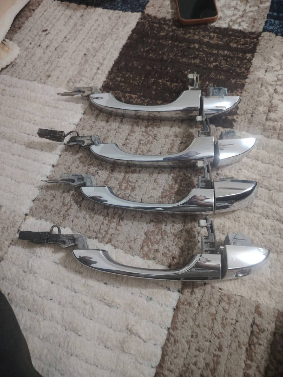 السلام عليكم
تخم يدات نيكل
زوج مري نيكل
مال أوباما ٢٠٢٠
للعلم بلاديات تفصيخ
للبيع فقط
السعر ٢٠٠ الف وبيهن مجال


**إذا كنت صاحب هذا الإعلان وتريد حذفه لأي سبب، رجاءا أرسل رسالة إلى الدعم الفني**