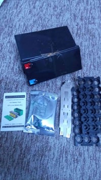 بطاريات • شاحن