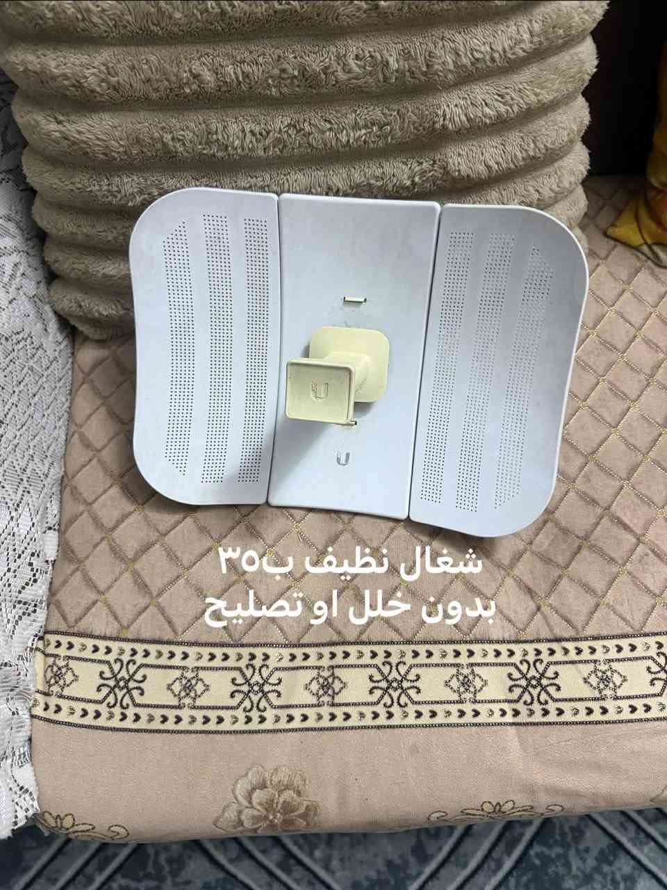 السلام عليكم 
وجبة اغراض ااكو نظيف واكو عاطل التفاصيل والاسعار عالصور
فقط اليو بس اس ماركة ماكسلان اونلاين نظيف بدون خلل او تصليح بس بطاريات ميته سعره 175 والفلاتات راوتر بورد مكتوب عليهن وشغالات القطعه ب25 مكاني حلة بكرلي يوجد توصيل *********** ملاحظه رجاءا اللي يحجز ويريد توصيل خلي يستلم الطلب مو يطلع عذر ويرفضه اخواني الاعزاء
