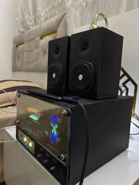 ‏مضخم صوت للبيع
‏يشتغل على Aux والفلوس
‏صوته حيل عالي
‏ونظيف حيل مال بيت
‏سعره 30بي مجال بسيط
‏مكاني حي المرور قرب حي البكر
الخاص مفتوح 
***********
***********
