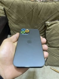 آيفون ١٢ برو ماكس • ٢٥٦ • بطاريه ٨٠%