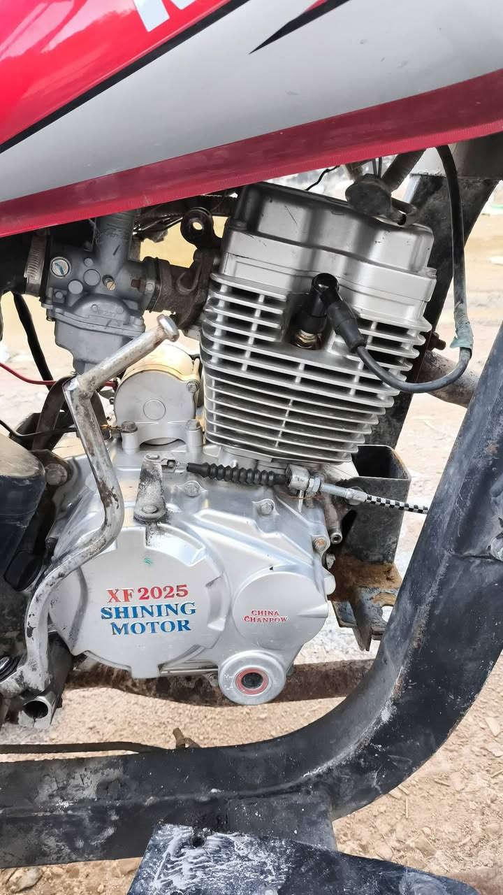 ستوته ليفان رقم وسنويه للمراوس موديل ٢٠١٢
شاصي ومكينه مكفولات اروس بستوته اوراق 
***********
