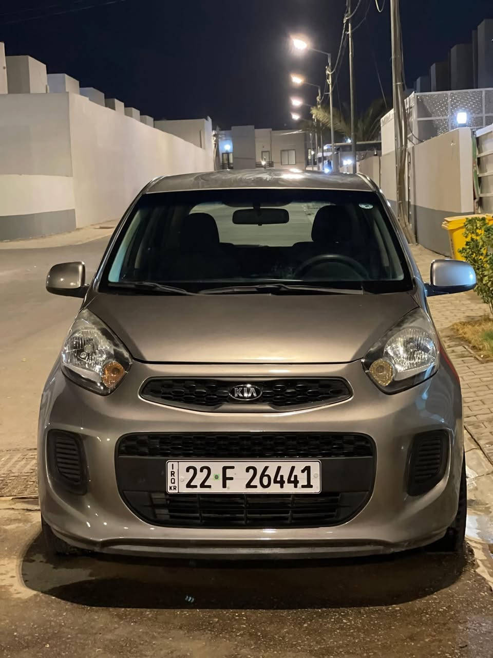 السلام عليكم كيا بيكانتو 2013 مصبوغة عام سياره بدون حادث سونارها موجود حلوه كولش حداديه تبريد دوشمه كاعيه جلد 
  تخم تاير ستوني شديته ألف متصرف عليها  75 وبيها مجال مكانها بلنجف.. مكلفة بلنشرر


**إذا كنت صاحب هذا الإعلان وتريد حذفه لأي سبب، رجاءا أرسل رسالة إلى الدعم الفني**