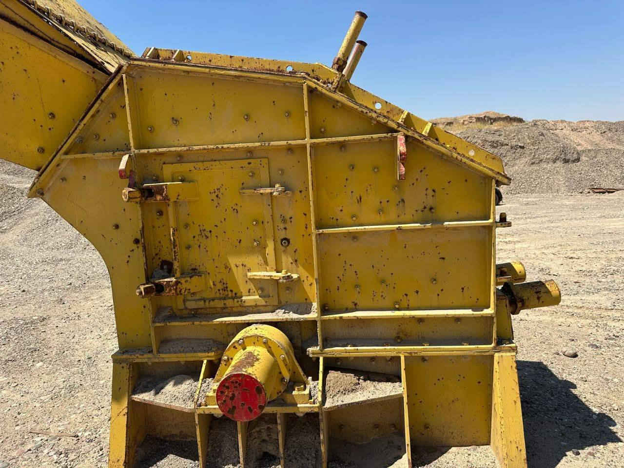 السلام عليكم كساره برونكس مع معمل رمل ثلاث خنات مع قوايش عداد 2 البيع ***********
