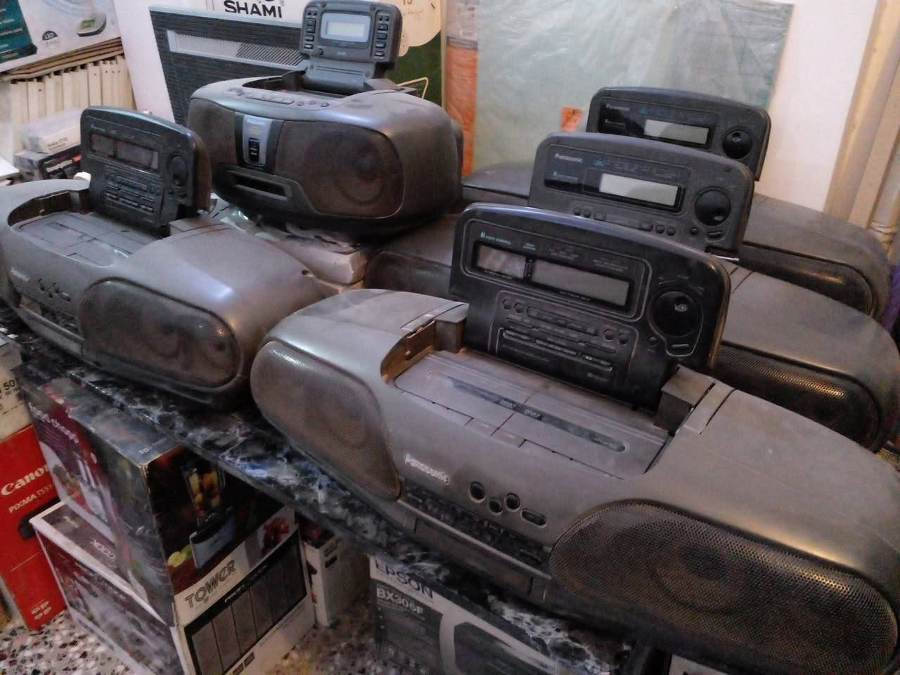 للبيع راديو مسجل سي دي  panasonic عدد 5  وراديو مسجل سي دي SANYO عدد 1 وراديو مسجل SHARP عدد 1 وتلفزيون قيثارة حجم 20  وستلايت جديد موديل قديم 2


**إذا كنت صاحب هذا الإعلان وتريد حذفه لأي سبب، رجاءا أرسل رسالة إلى الدعم الفني**