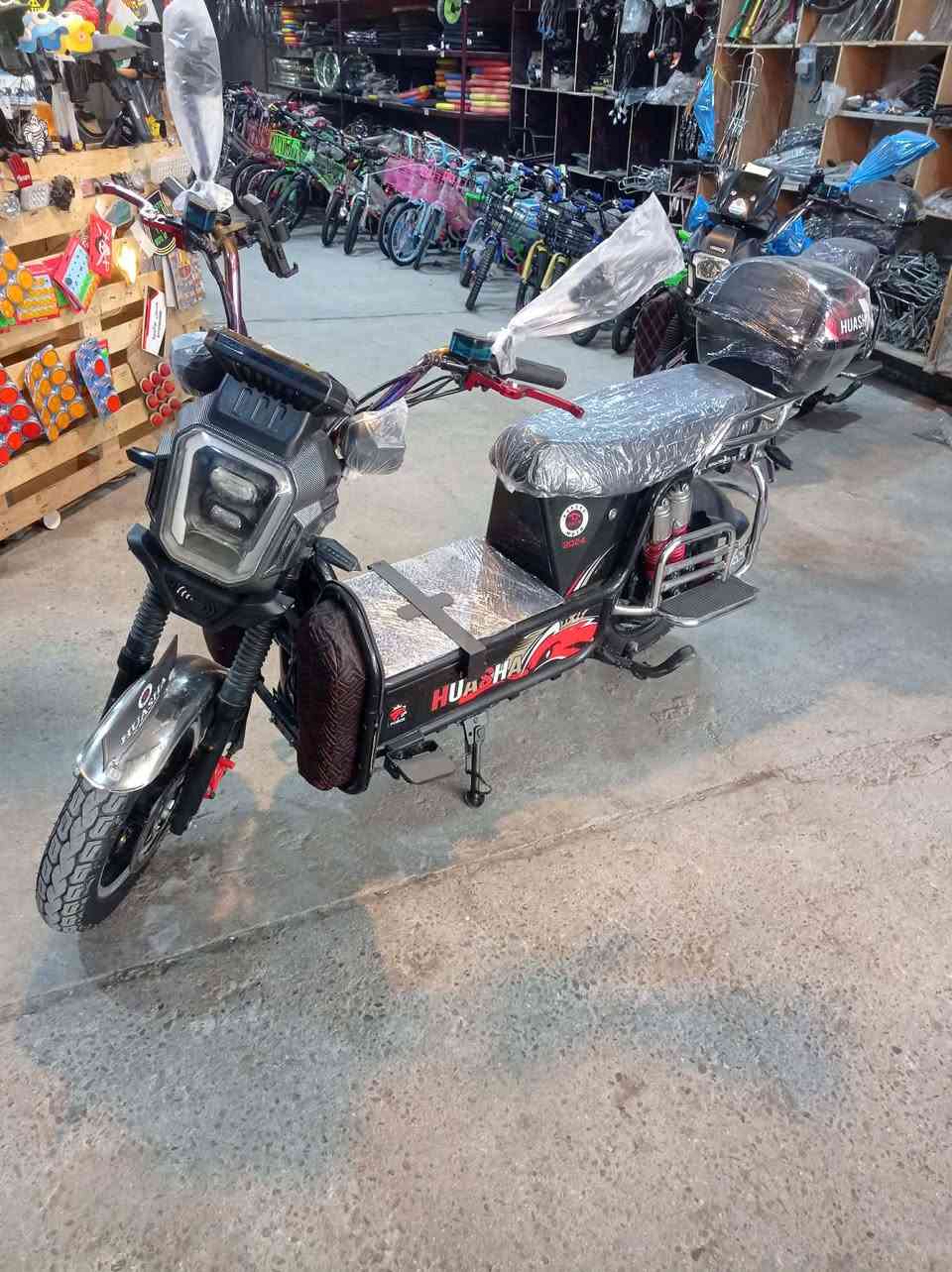 بسم لله تم توفير دراجات شحن مستخدم. اخو الجديد

فقط لدا معرض وورشة انوسي زورونا تجدو كل ماهوئ جديد

دراجه الاخوين. 5 باتري مواصفات بصمه

دراجه الولي. 6 باتري 

دراجه الاوسكيزي.  5 باتري

دراجه الماسه موديل 2025. 6 باتري

جميع الدراجات نضافه واحد علئ واحد

العنوان قرب مول الفلوجه قرب عمارة الجميلي

للستفسار.  ***********.  بأدارة ابو انس
