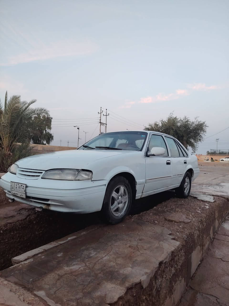 سلام عليكم سياراه البيع ابرانس اوته ماتيك مديل 96 سعر 28 بيه ماجال  مكلفه بل نشرار ***********
